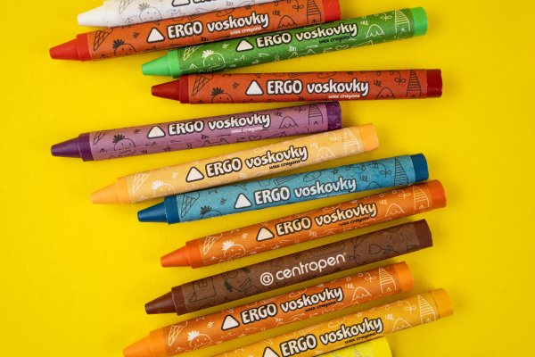 TRIANGULAR WAX CRAYONS